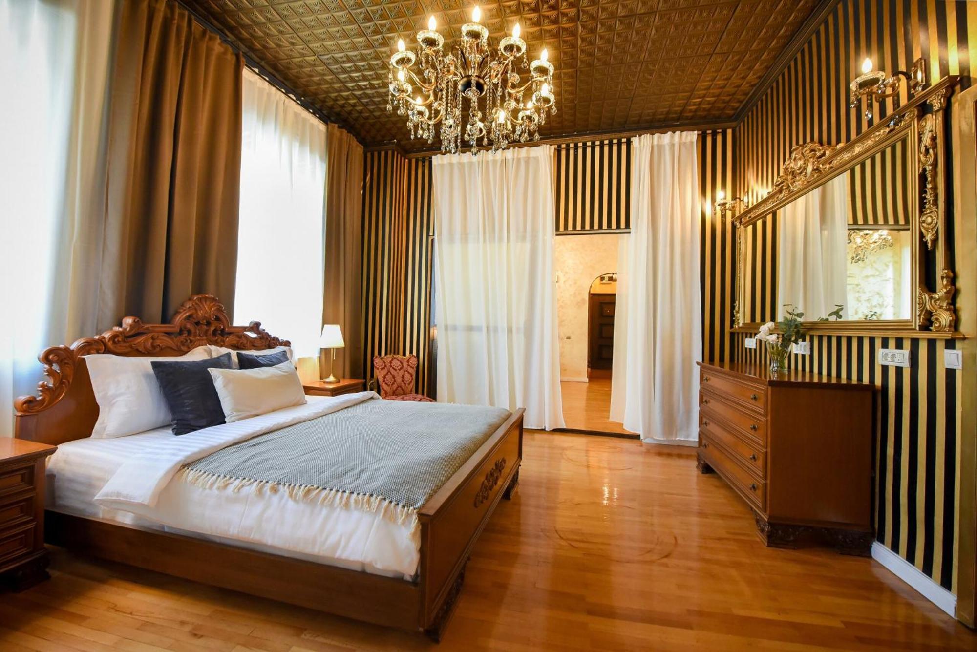 Centrally Located 2Br Apartment With Balcony & Unique Design Bucharest Exterior photo