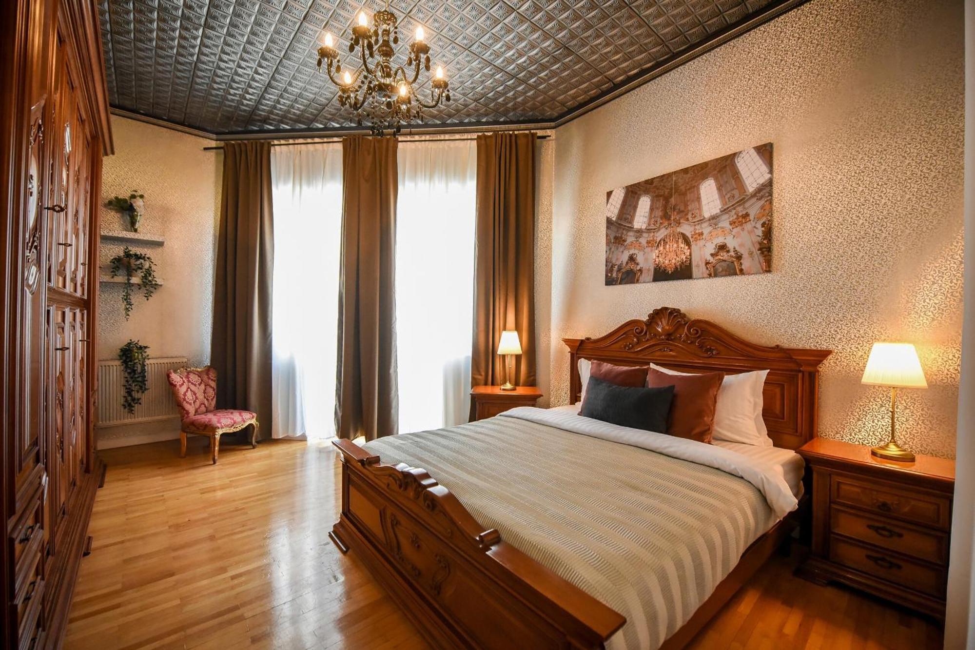 Centrally Located 2Br Apartment With Balcony & Unique Design Bucharest Exterior photo