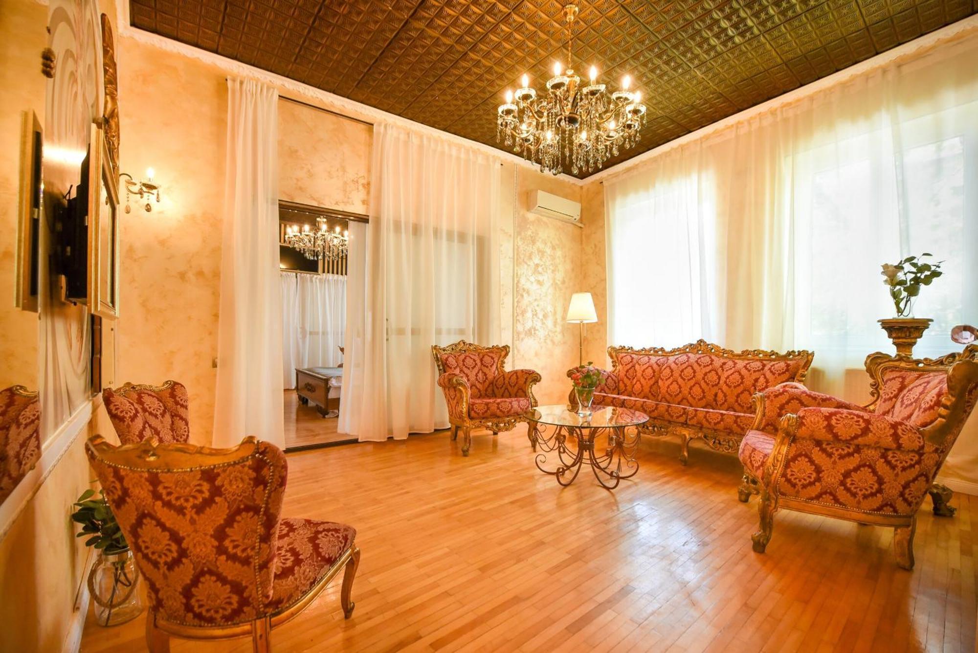 Centrally Located 2Br Apartment With Balcony & Unique Design Bucharest Exterior photo
